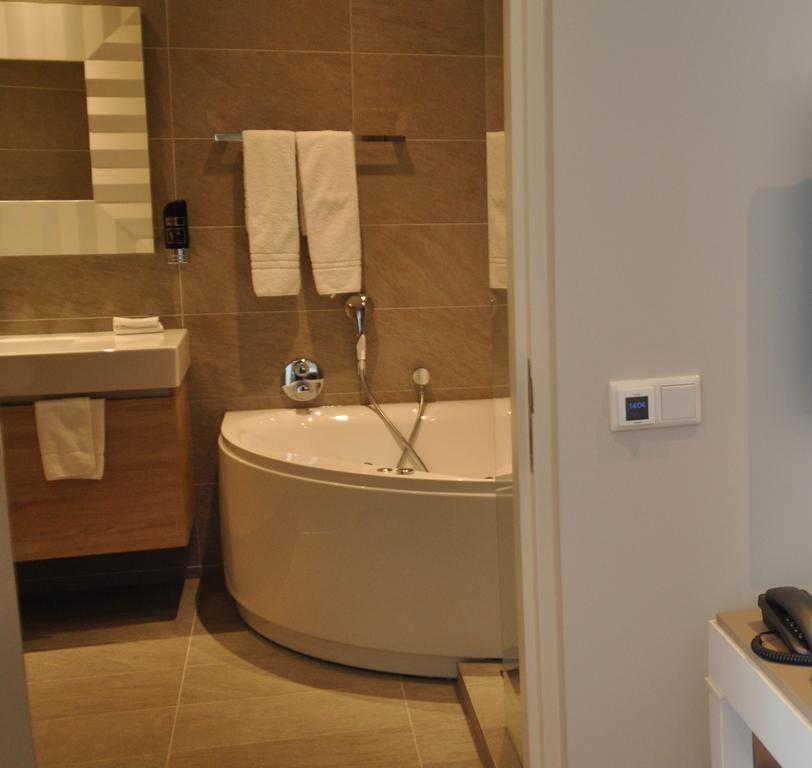 Romantik Parkhotel Het Gulpdal สเลนาเกน ภายนอก รูปภาพ